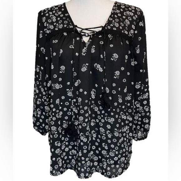 nine britton Tops - Nine Britton (Stitch Fix) Black Floral Peasant Blouse Size Medium Boho Style